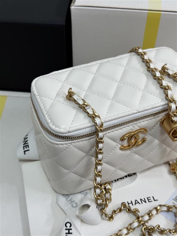 2026127205141421 700